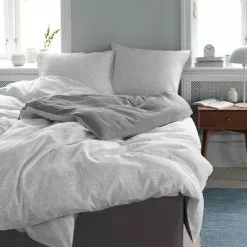 JYSK Påslakanset SELMA Satin 150x210 Grå/vit 7 JYSK Påslakanset SELMA Satin 150x210 Grå/vit -Sovrum Rea 115587