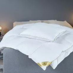 Täcke 600g KRONBORG DYRNES 150x210 -Sovrum Rea 115804 1