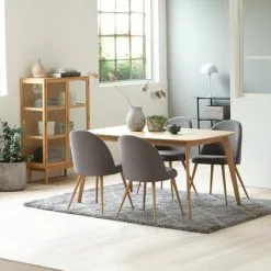 Royal Oak Vitrinskåp LANGELINIE 2 Dörrar Ek 42 Royal Oak Vitrinskåp LANGELINIE 2 Dörrar Ek -Sovrum Rea 132288