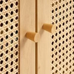 Skänk HALMSTAD 3 Dörrar Ek 19 Skänk HALMSTAD 3 Dörrar Ek -Sovrum Rea 162177