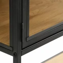 JYSK Internal Vitrinskåp TRAPPEDAL Ek/svart 62 JYSK Internal Vitrinskåp TRAPPEDAL Ek/svart -Sovrum Rea 162183