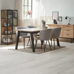 JYSK Internal Vitrinskåp TRAPPEDAL Ek/svart 41 JYSK Internal Vitrinskåp TRAPPEDAL Ek/svart -Sovrum Rea 165013