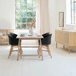 Skänk HALMSTAD 3 Dörrar Ek 20 Skänk HALMSTAD 3 Dörrar Ek -Sovrum Rea 165028 1