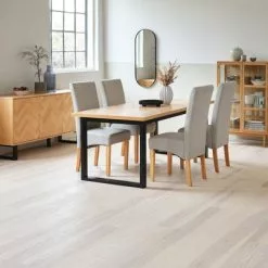 Royal Oak Vitrinskåp LANGELINIE 2 Dörrar Ek 62 Royal Oak Vitrinskåp LANGELINIE 2 Dörrar Ek -Sovrum Rea 165062