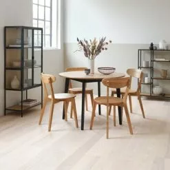 JYSK Internal Vitrinskåp TRAPPEDAL Ek/svart 47 JYSK Internal Vitrinskåp TRAPPEDAL Ek/svart -Sovrum Rea 165153