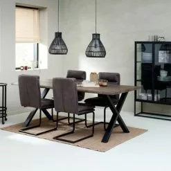 JYSK Internal Vitrinskåp VIRUM 2 Dörrar Svart 78 JYSK Internal Vitrinskåp VIRUM 2 Dörrar Svart -Sovrum Rea 165168