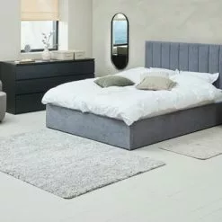 Fåtölj BOESLUNDE Vridplatta Sammet Grå -Sovrum Rea 165247 1