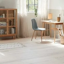 Royal Oak Vitrinskåp LANGELINIE 2 Dörrar Ek 63 Royal Oak Vitrinskåp LANGELINIE 2 Dörrar Ek -Sovrum Rea 165273