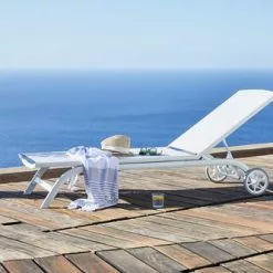 JUTLANDIA Solsäng HANSTHOLM B63xL200 Vit 5 JUTLANDIA Solsäng HANSTHOLM B63xL200 Vit -Sovrum Rea 180414