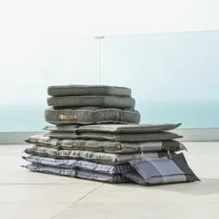 JUTLANDIA Dyna Hög Stolsrygg GUDHJEM Mörkgrå 7 JUTLANDIA Dyna Hög Stolsrygg GUDHJEM Mörkgrå -Sovrum Rea 180541 2