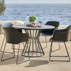 FAGERNES Ø110 Bord Grå + 4 SANDVED Stol Svart