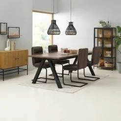 JYSK Internal Vitrinskåp TRAPPEDAL Ek/svart 58 JYSK Internal Vitrinskåp TRAPPEDAL Ek/svart -Sovrum Rea 186237 1