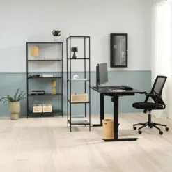 JYSK Internal Höj-/sänk Skrivbord SLANGERUP 70x140 Sv 14 JYSK Internal Höj-/sänk Skrivbord SLANGERUP 70x140 Sv -Sovrum Rea 188033