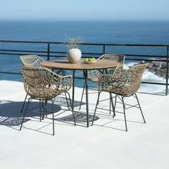 JUTLANDIA RANGSTRUP Ø110 Bord Natur/svart + 4 ILDERHUSE Stol Natur -Sovrum Rea 199806