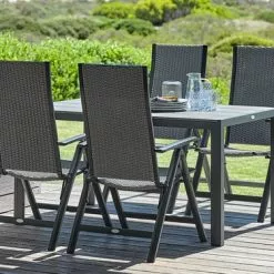 JUTLANDIA PINDSTRUP L150 Bord Grå + 4 UGLEV Stol Grå