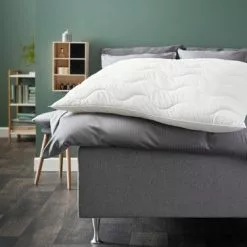 JYSK Kudde 1500g ENGVIK 70x100 6 JYSK Kudde 1500g ENGVIK 70x100 -Sovrum Rea 85015