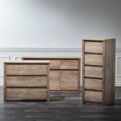 JYSK Internal Skänk VEDDE 3 Dörrar 3 Lådor Vildek 12 JYSK Internal Skänk VEDDE 3 Dörrar 3 Lådor Vildek -Sovrum Rea 87618